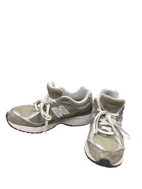 New Balance 2002R USA made mens olive gray suede run sneakers 10.5W SKU 10-440